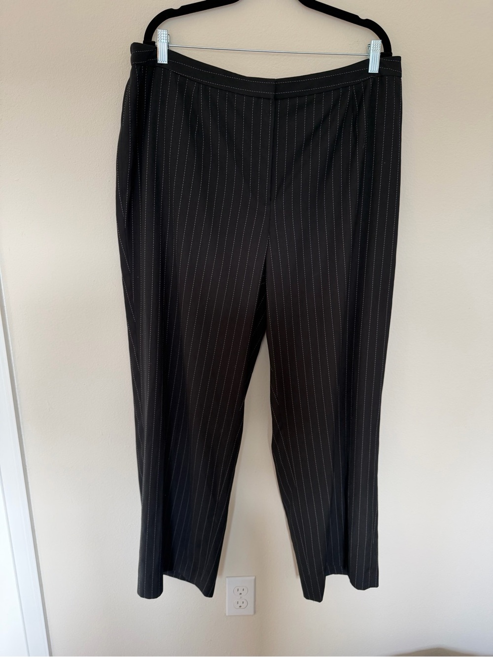 Jones New York 18W Mid Rise Wide Leg Pinstripe Trouser Pants Workwear